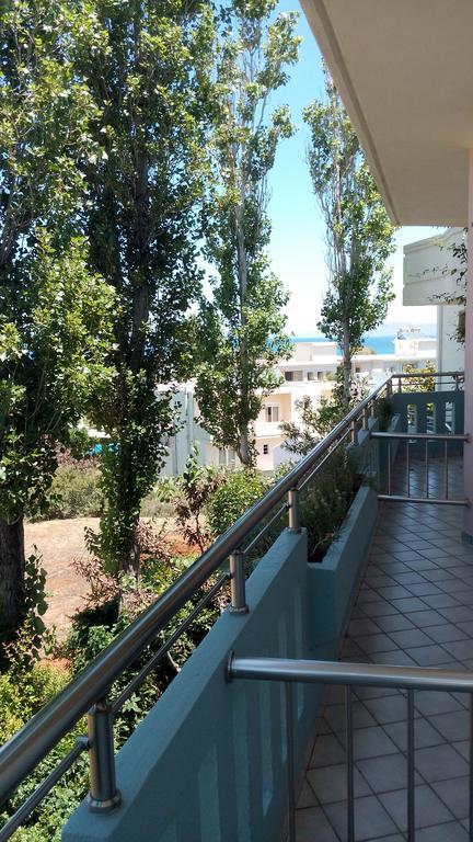 Hotel Kleopatra Stalos Exterior photo